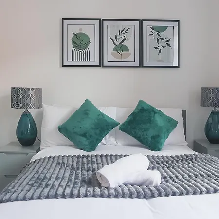 Modern Apt, Prime Location, Relocations & Professionals Birmingham
