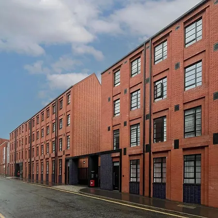 Modern Apt, Prime Location, Relocations & Professionals * Birmingham